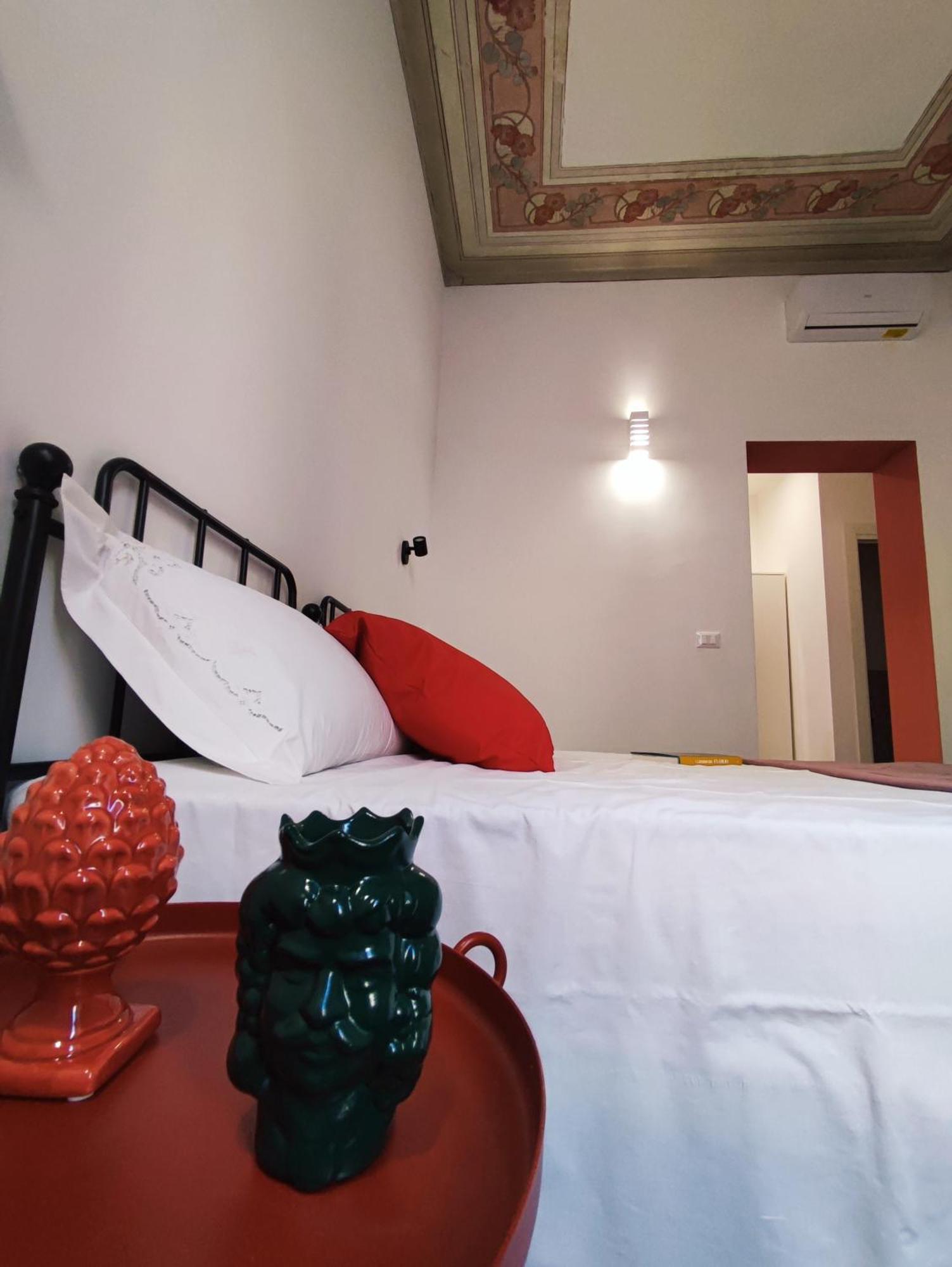 Donna Oliva Guest House Palermo Exteriér fotografie